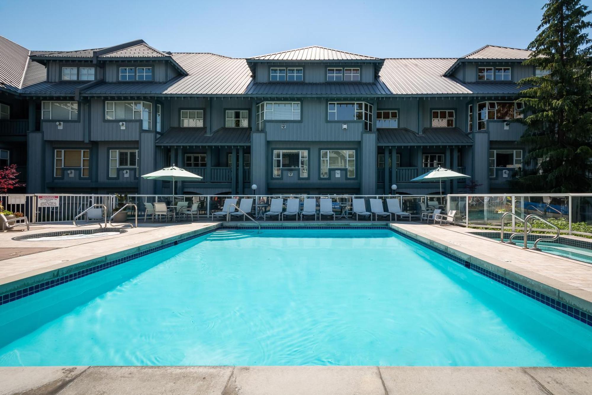 Glacier Lodge Уислър Стая снимка