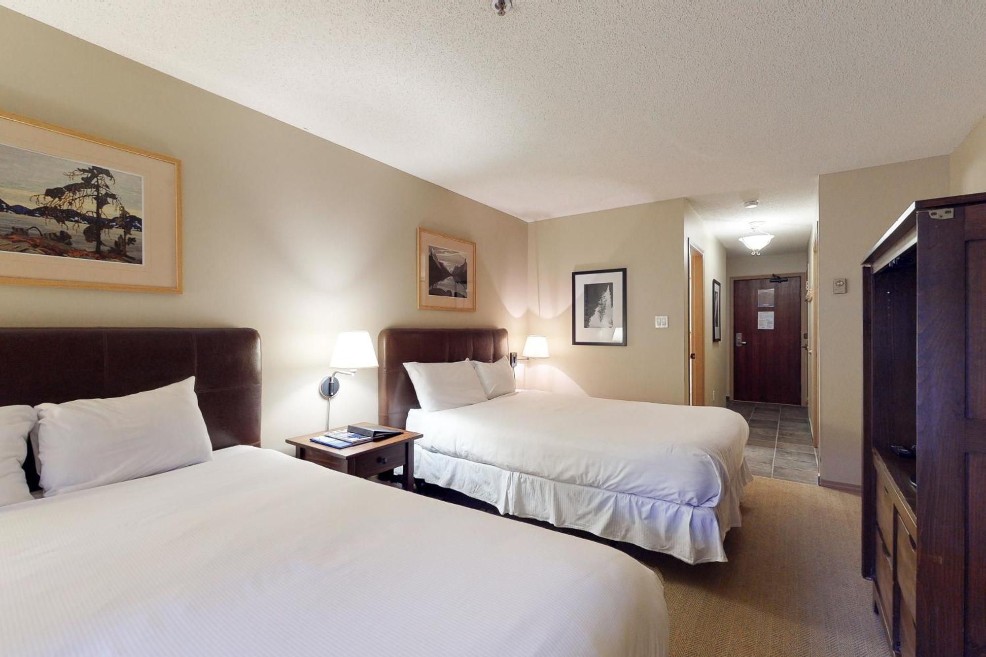Glacier Lodge Уислър Стая снимка