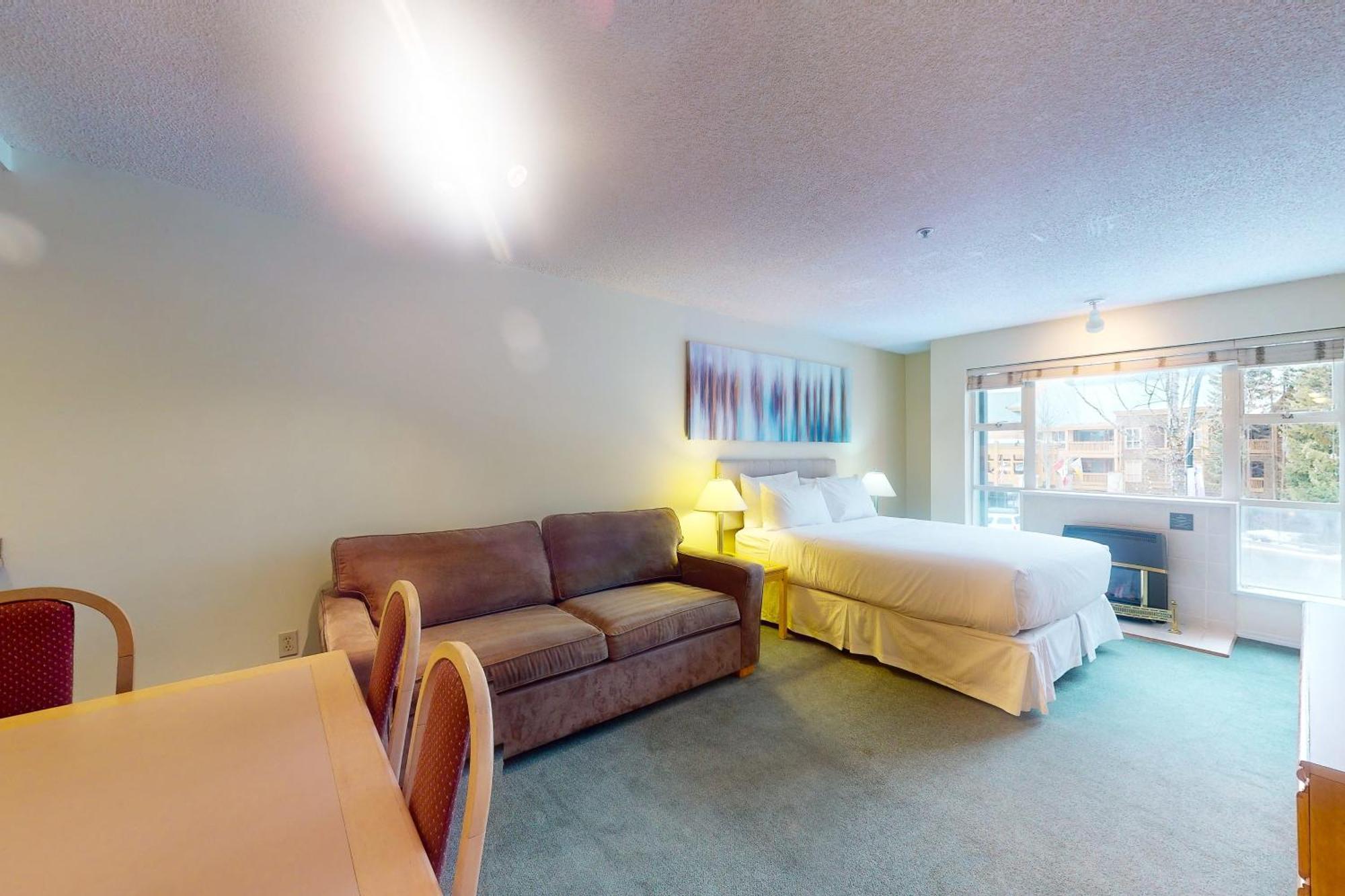 Glacier Lodge Уислър Стая снимка